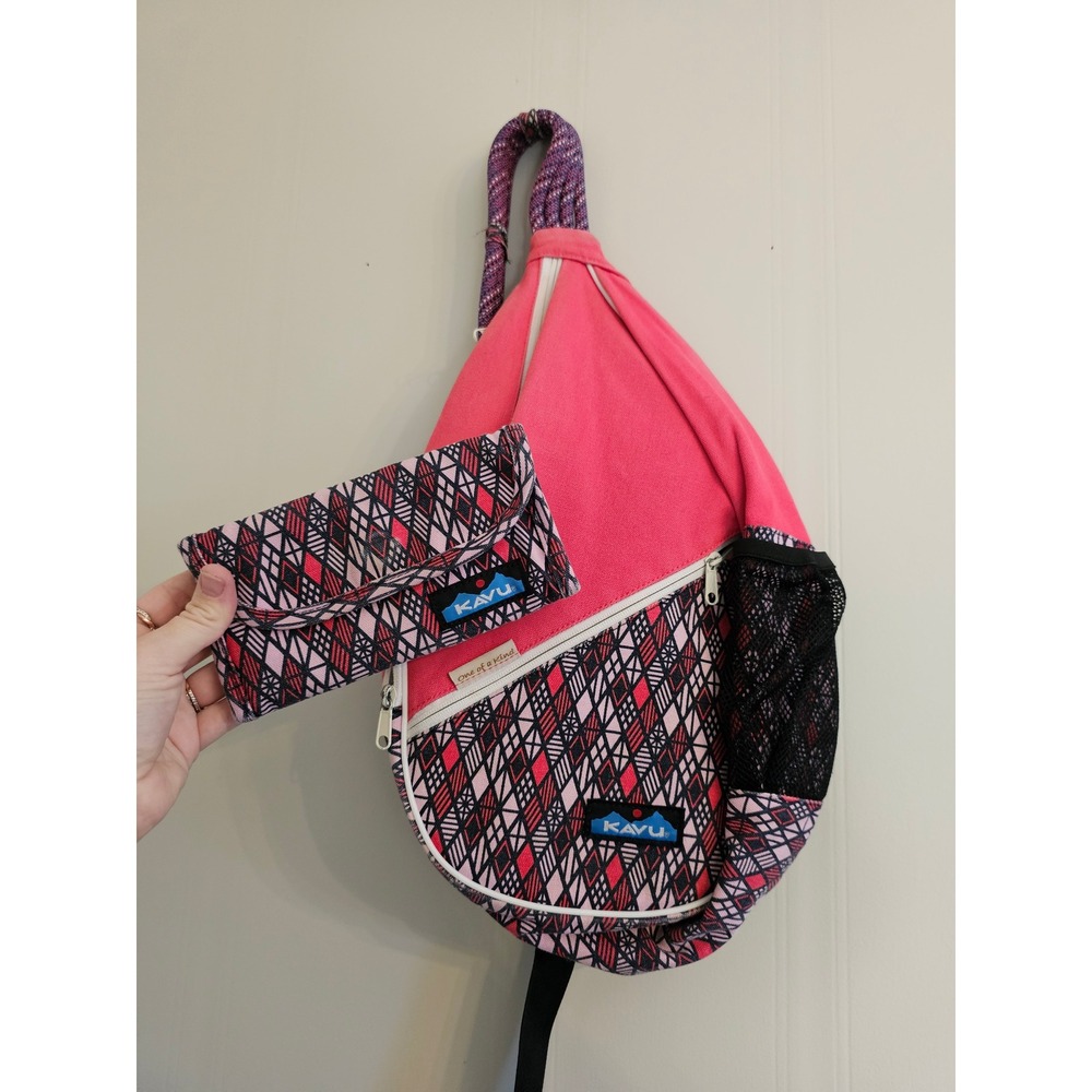 KAVU Rope Bag Sling Backpack and Wallet Set Pink Geometric One of a Kind